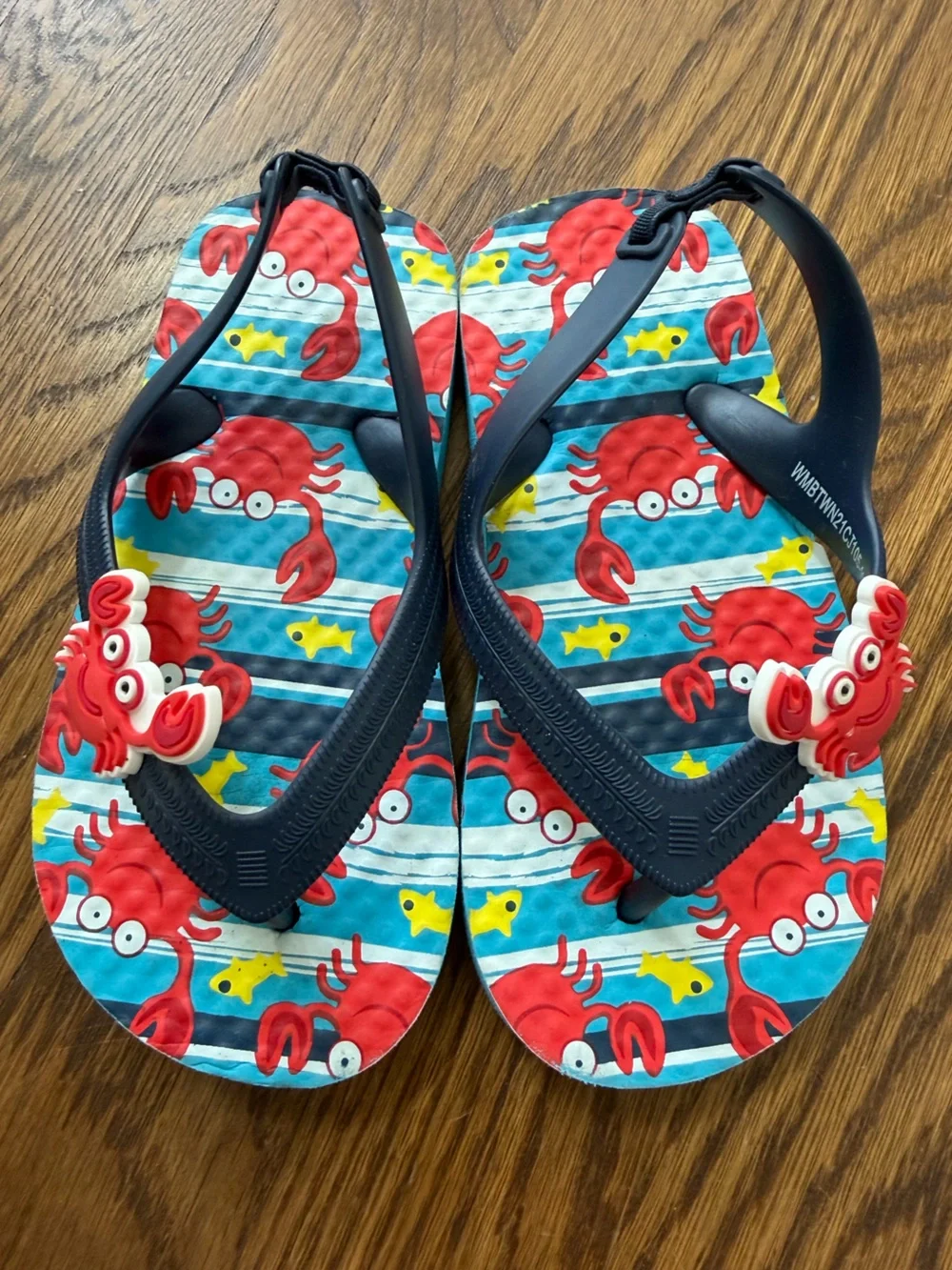 Crab flip flops, toddler size 7/8